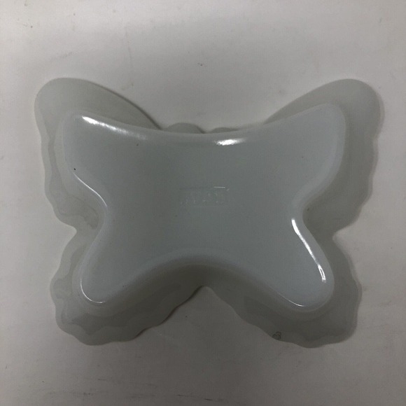 Butterfly Glass Soap Dish Avon Wings of Beauty 2 Hostess Fragrance Soaps NOS - Picture 6 of 11